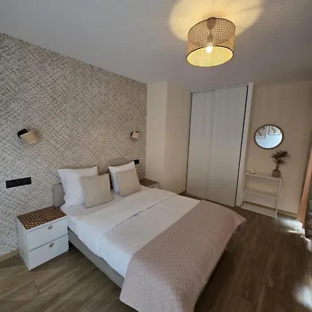 Costiere 304 - Collines Nicoises 8p *