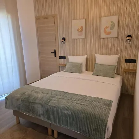Costiere 304 - Collines Nicoises 8p Villa *